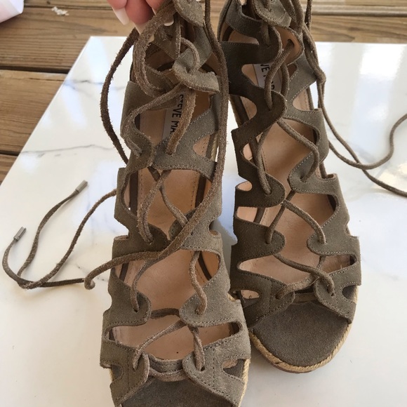 Steve Madden suede lace up wedges - Picture 7 of 8